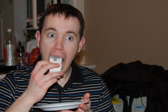 Novocaine - Hoe taart eten echt leven kan zijn