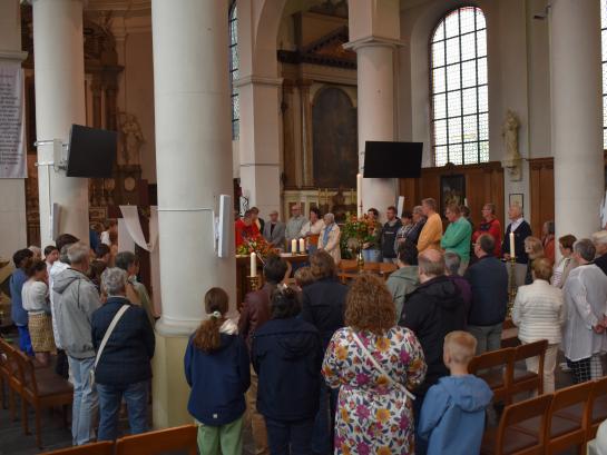 Terugblik vooravond van Pinksteren (Sint-Ursmaruskerk, Baasrode)