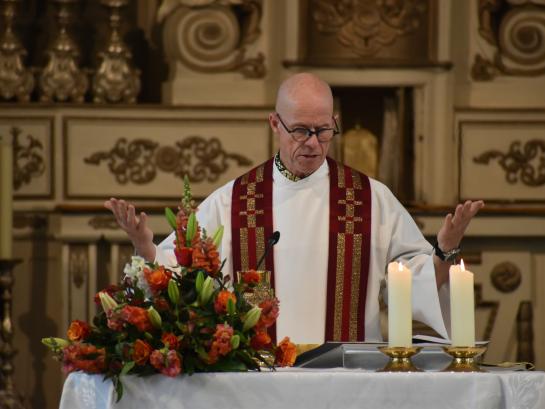 Terugblik: Pinksterviering 2026 (Sint-Ursmaruskerk, Baasrode)