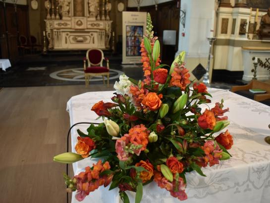 Terugblik: Pinksterviering 2026 (Sint-Ursmaruskerk, Baasrode)