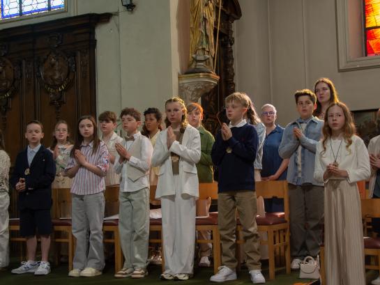 Terugblik vormselviering (Sint-Margaretakerk, Grembergen)
